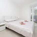 Gorgeous Apartment In Split With House Sea View * Split