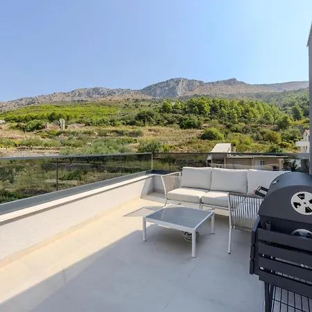 Gorgeous Apartment In Split With House Sea View شقة سبليت