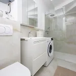 Apartment Stunning In With House Sea View