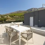 Apartment Stunning In With House Sea View *